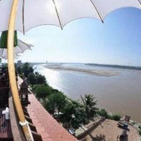 Sengtawan Riverside Hotel Vientiane Esterno foto