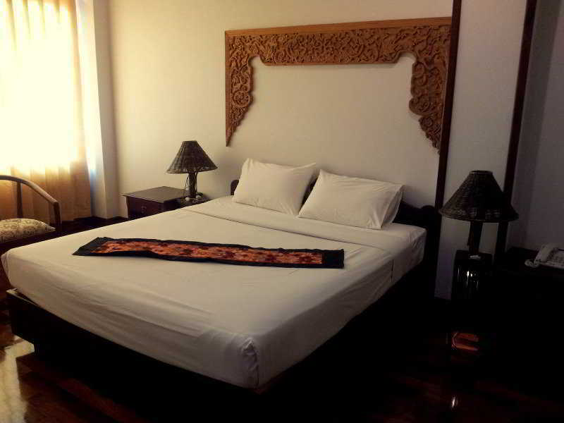Sengtawan Riverside Hotel Vientiane Esterno foto