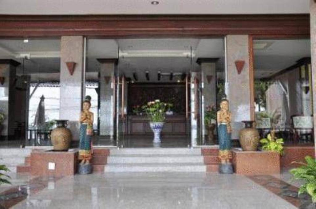 Sengtawan Riverside Hotel Vientiane Esterno foto