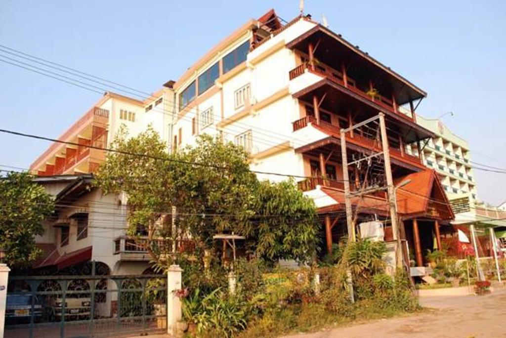 Sengtawan Riverside Hotel Vientiane Esterno foto